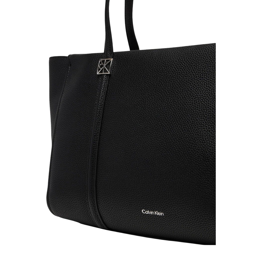 Calvin Klein women's bag EMBLEM HW PEBBLE TOTE, black