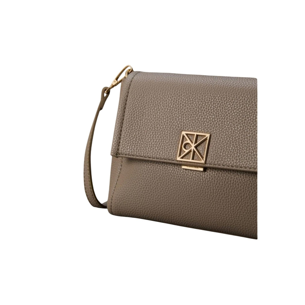 Calvin Klein women's bag EMBLEM HW PEBBLE CROSSBODY 20, grey
