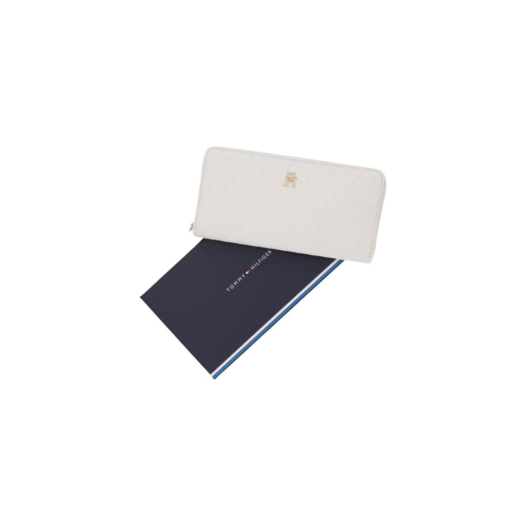 Tommy Hilfiger women's wallet, white